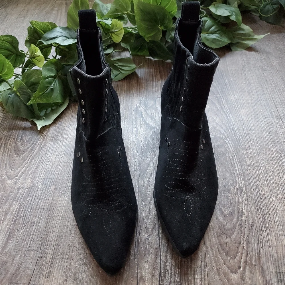 YRU Ankle Boots Booties Laso Studded Suede Witchy Black Goth Western Boho
